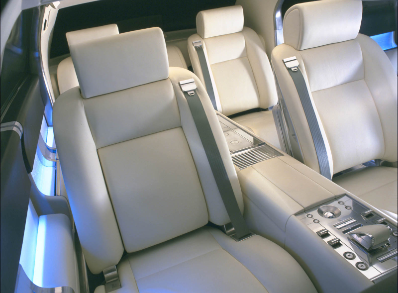 Illustration for article titled Here's What The Lincoln Continental Should Have Looked Like